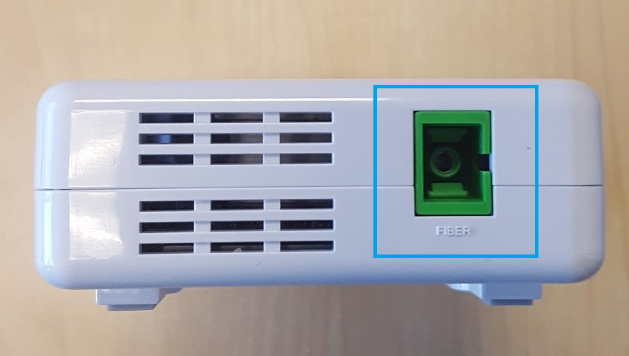 Adtran 411 ONT with Fiber port indicated